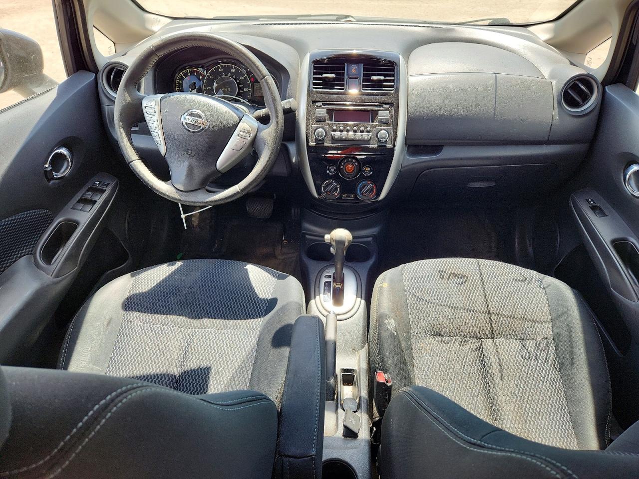 2015 NISSAN VERSA