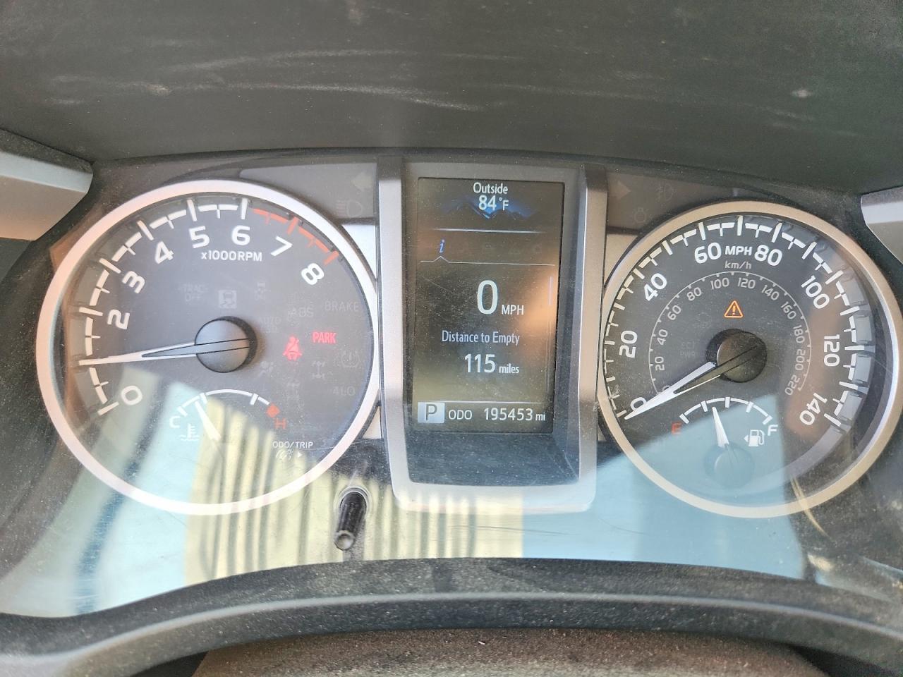 2016 TOYOTA TACOMA