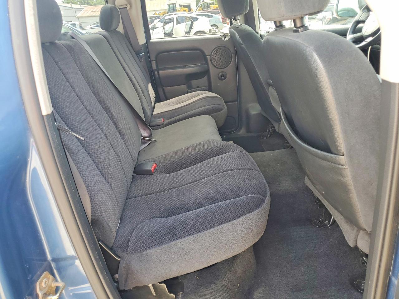 2004 DODGE RAM 1500