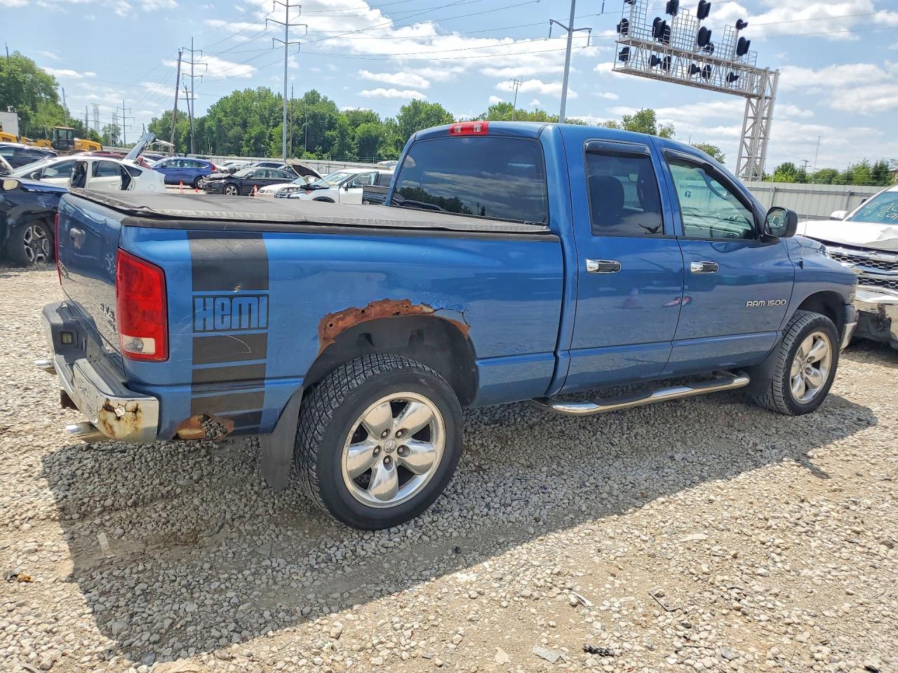 2004 DODGE RAM 1500