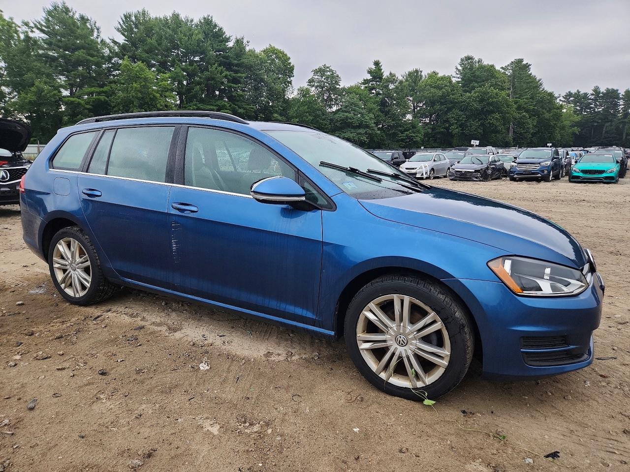 2016 VOLKSWAGEN GOLF