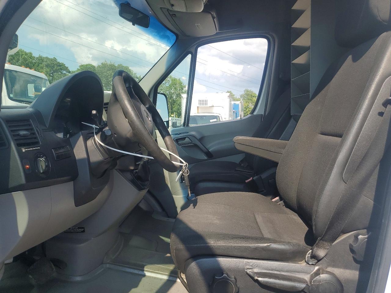 2014 MERCEDES-BENZ SPRINTER