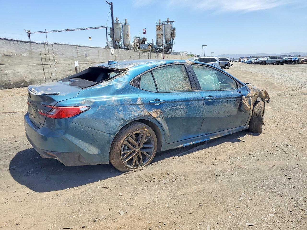 2026 TOYOTA CAMRY