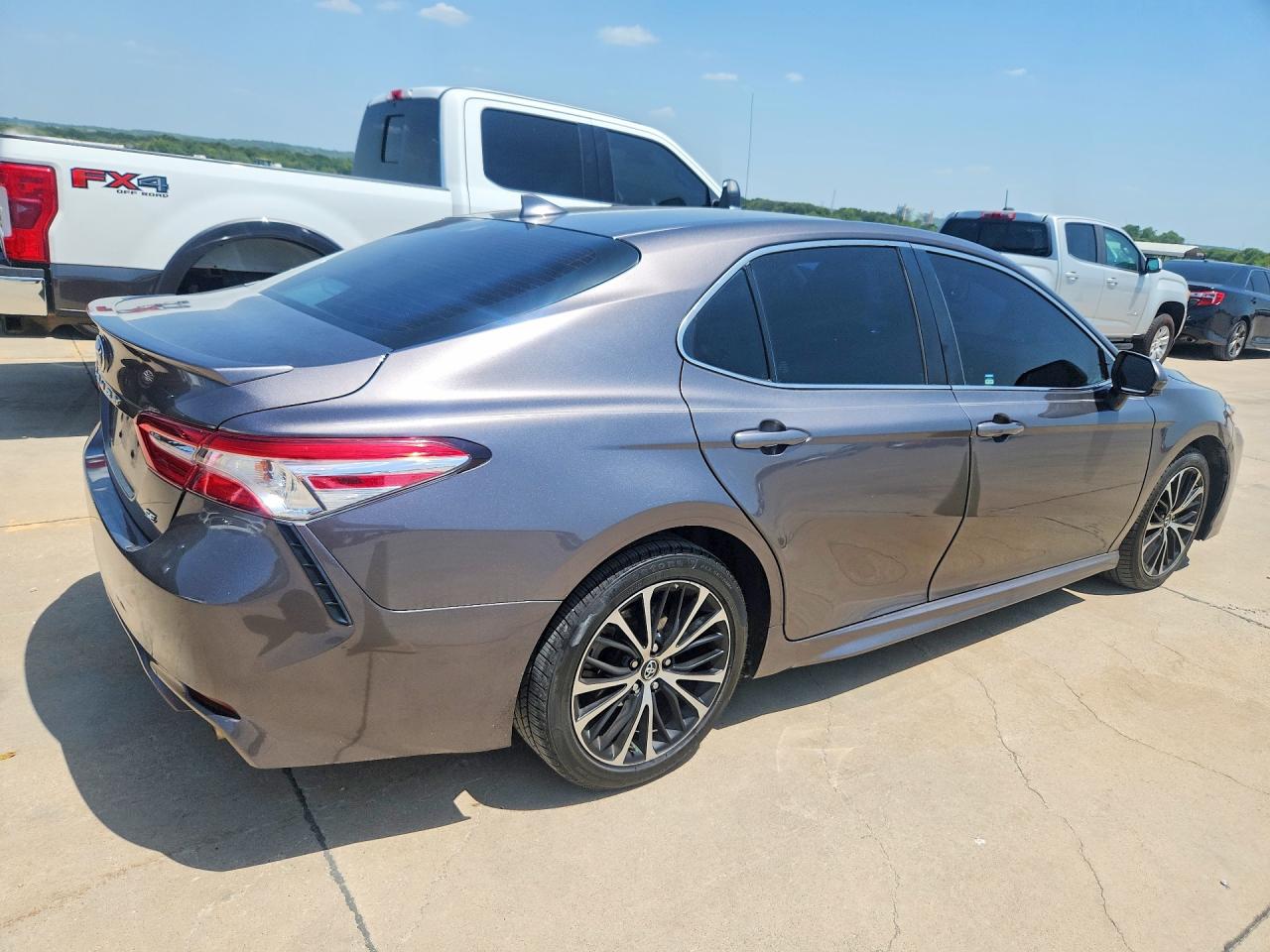 2020 TOYOTA CAMRY