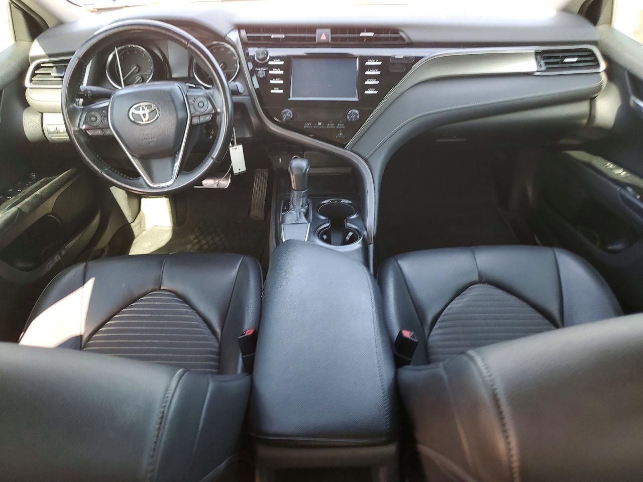 2019 TOYOTA CAMRY