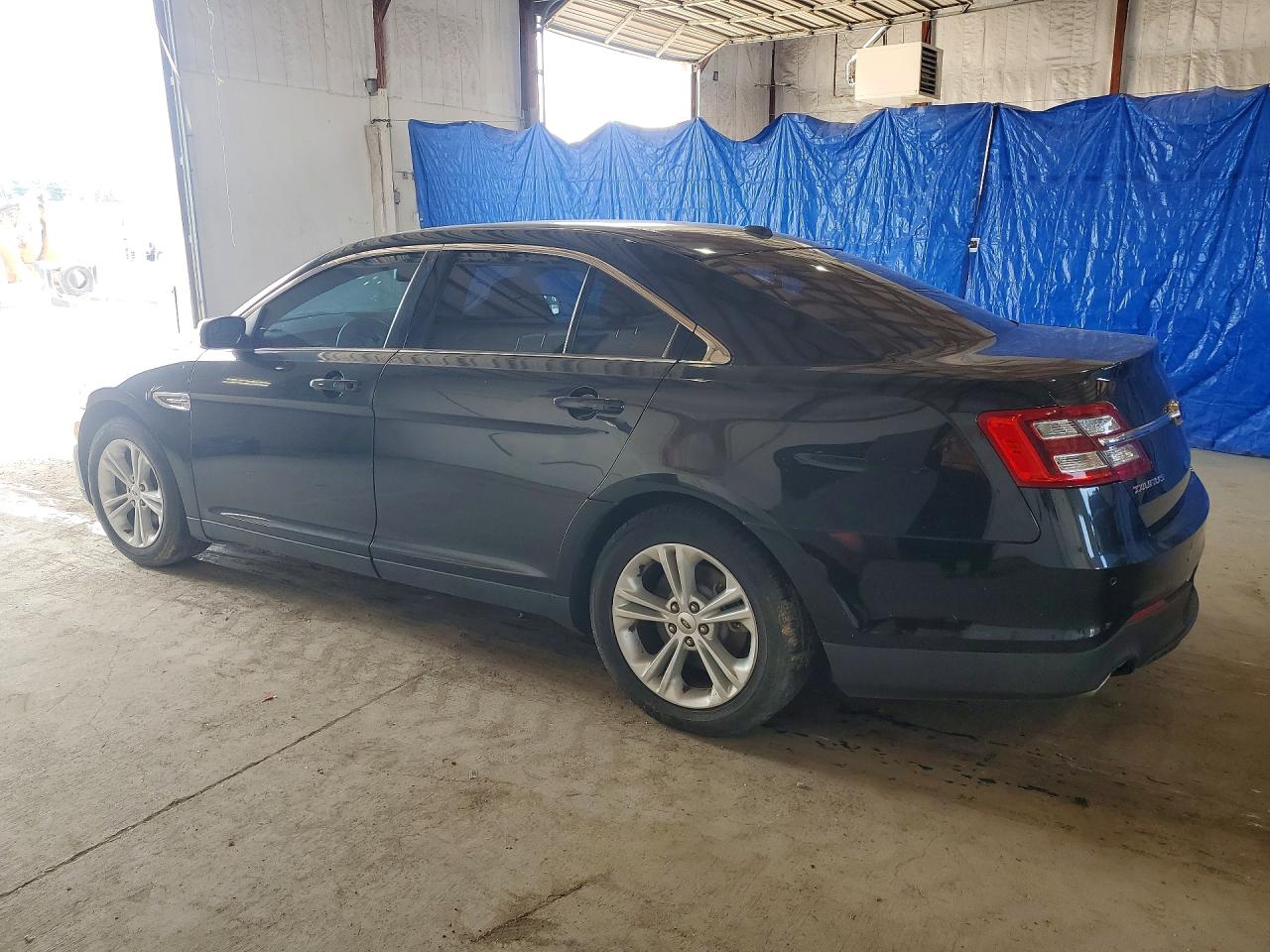2015 FORD TAURUS