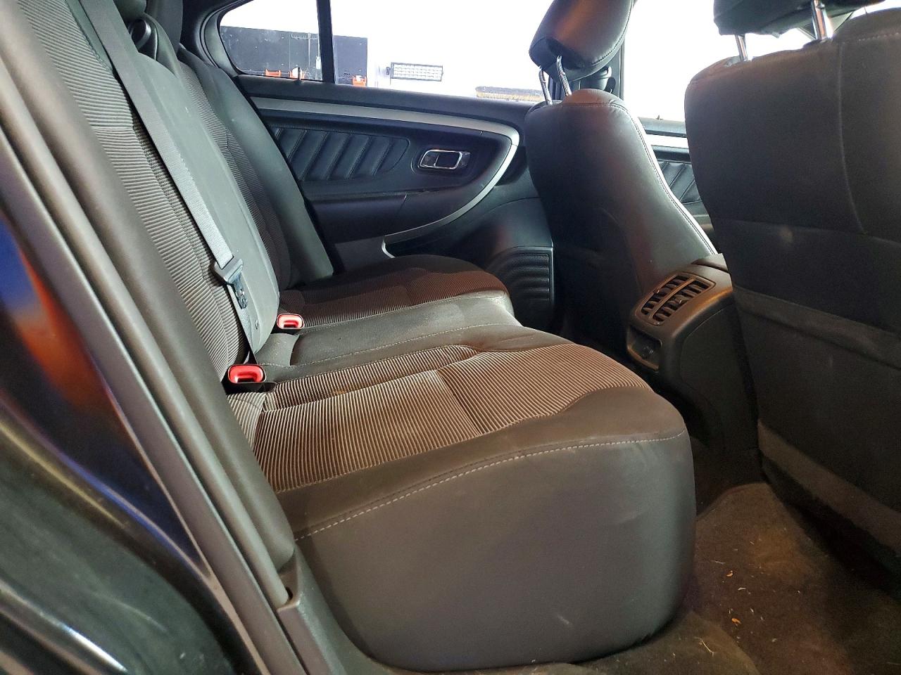 2015 FORD TAURUS