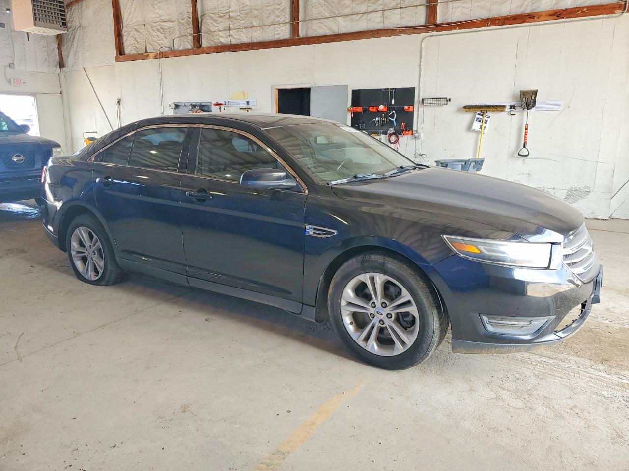 2015 FORD TAURUS