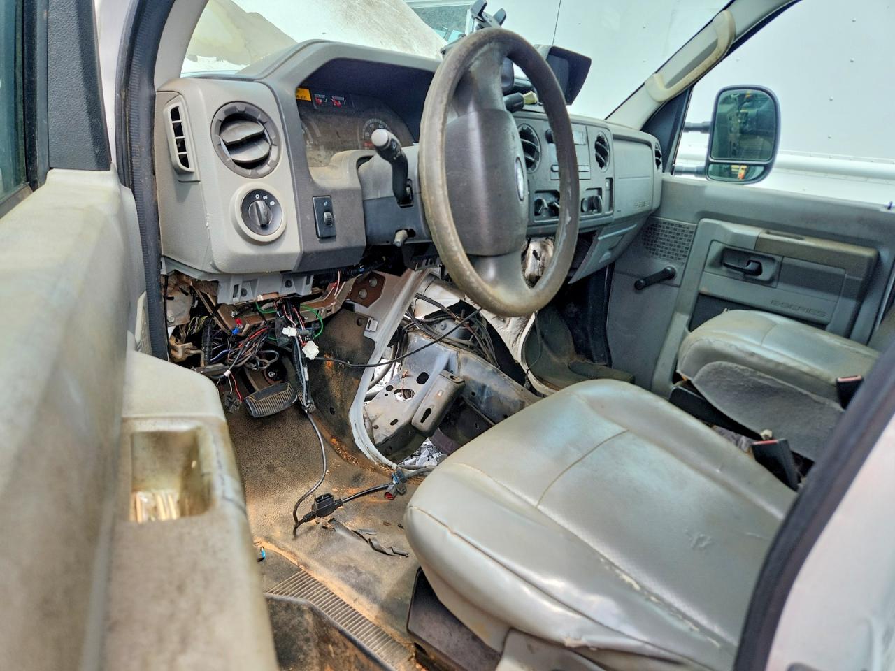 2012 FORD ECONOLINE