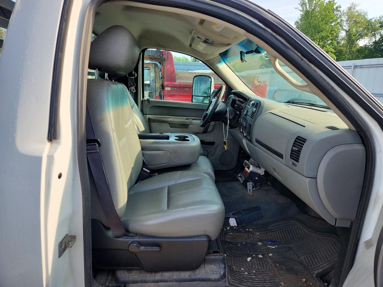 2013 CHEVROLET SILVERADO