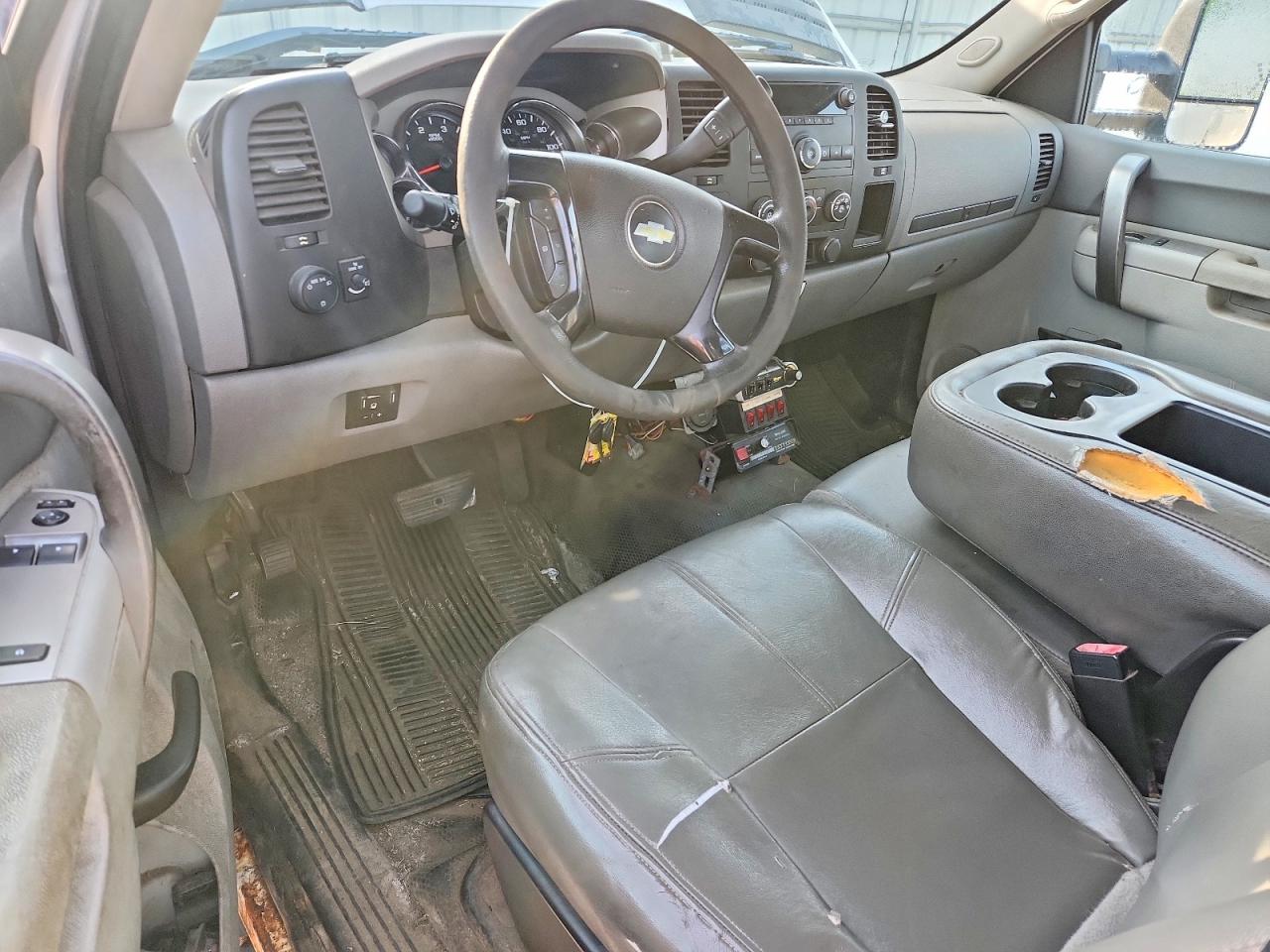 2013 CHEVROLET SILVERADO