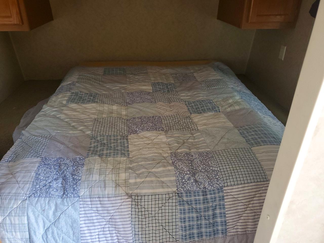 2007 FOUR WINNS 26FB