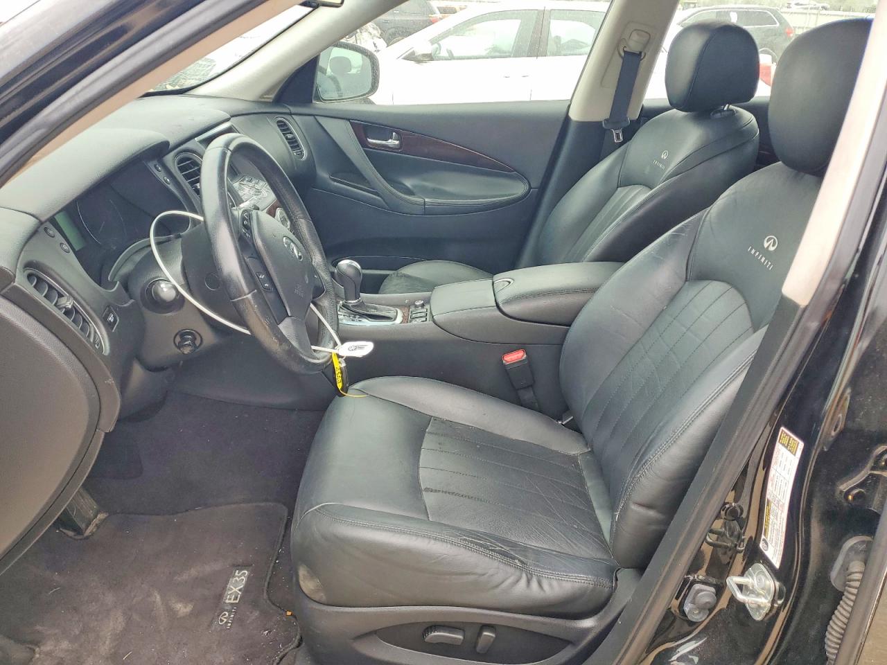 2011 INFINITI EX35