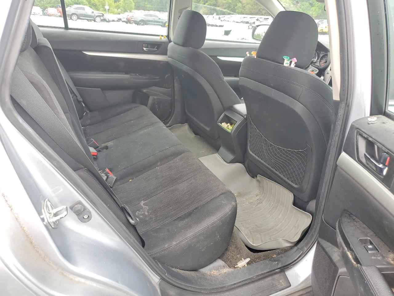 2013 SUBARU OUTBACK