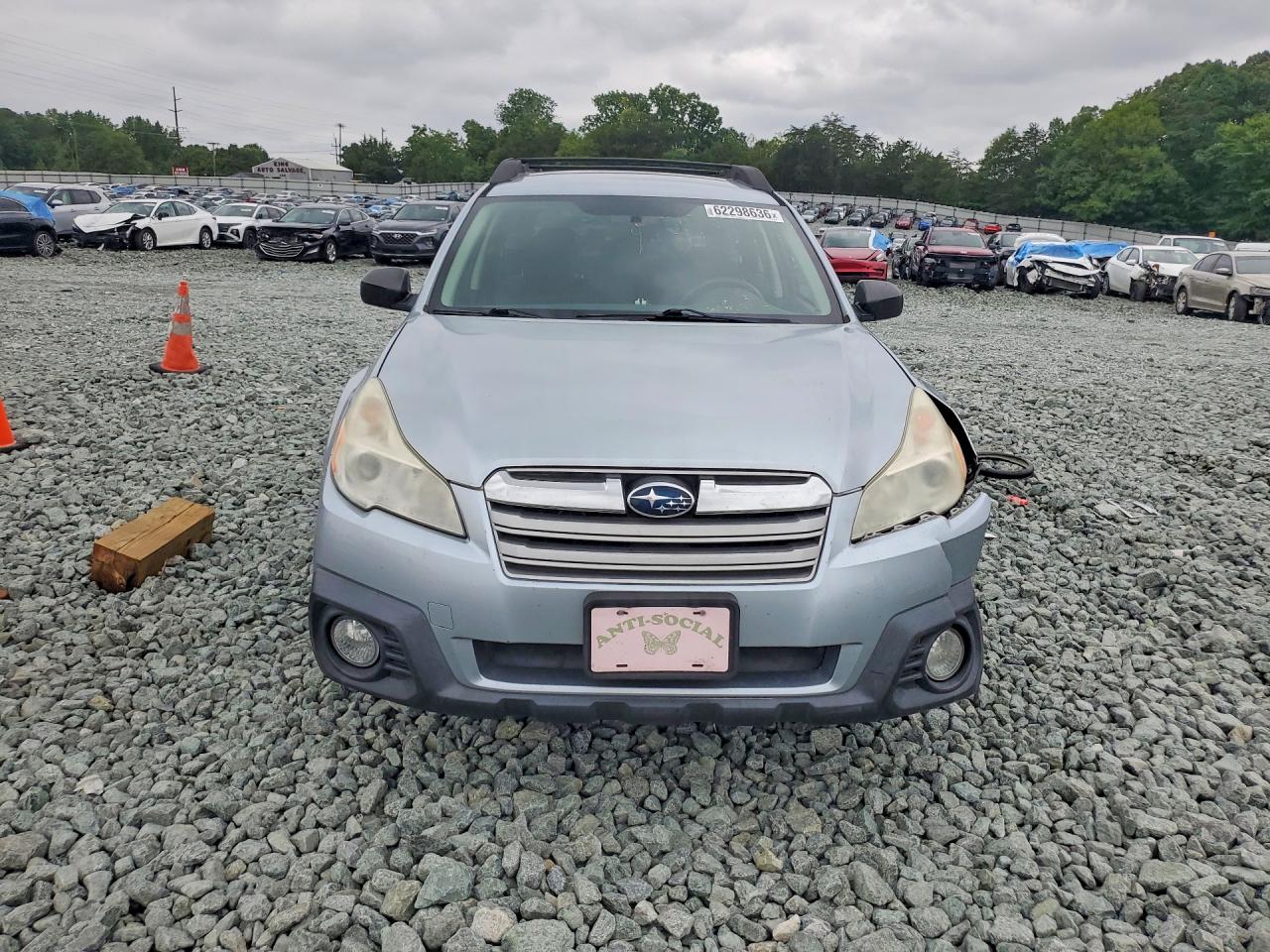 2013 SUBARU OUTBACK