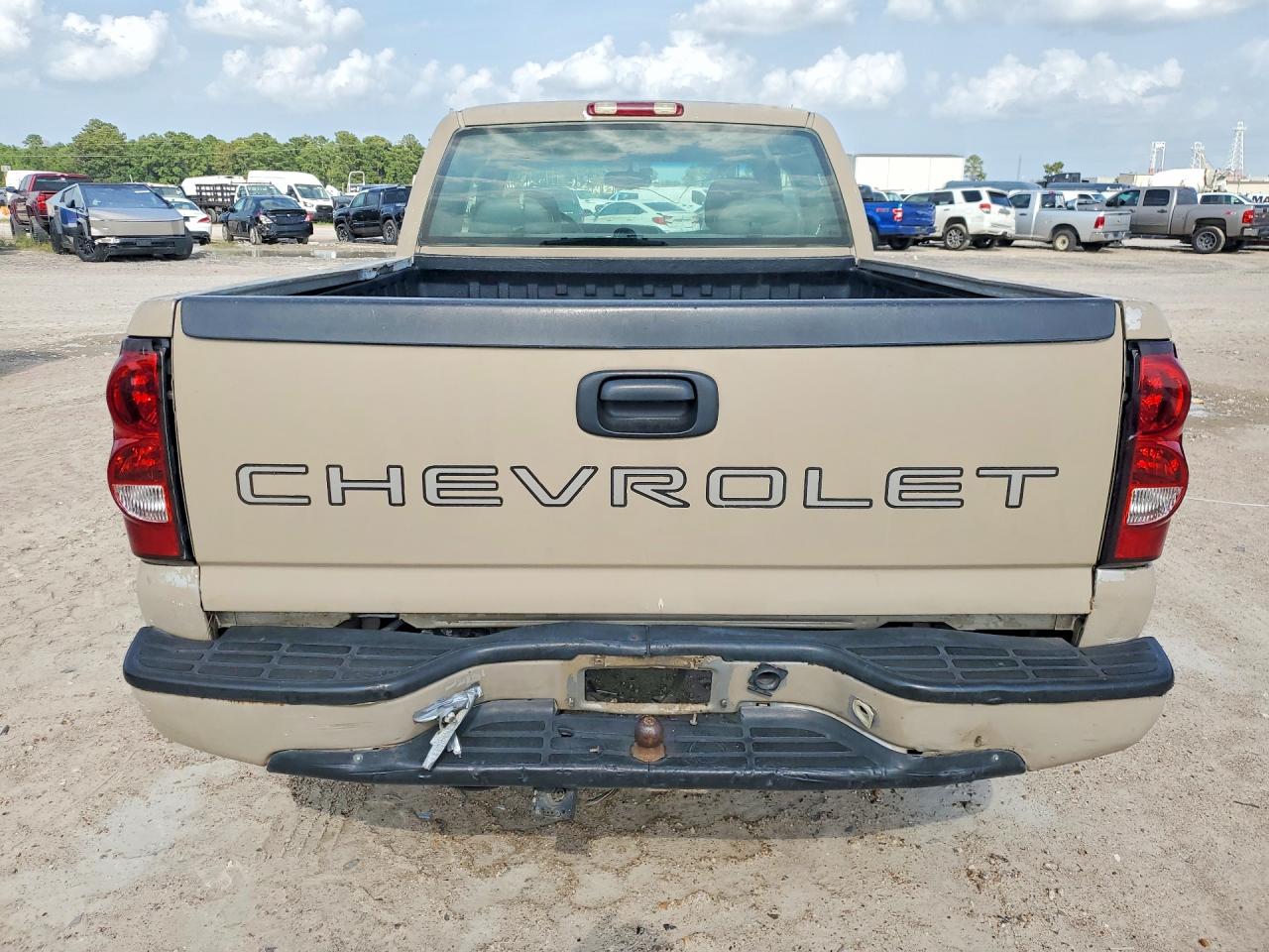 2004 CHEVROLET SILVERADO