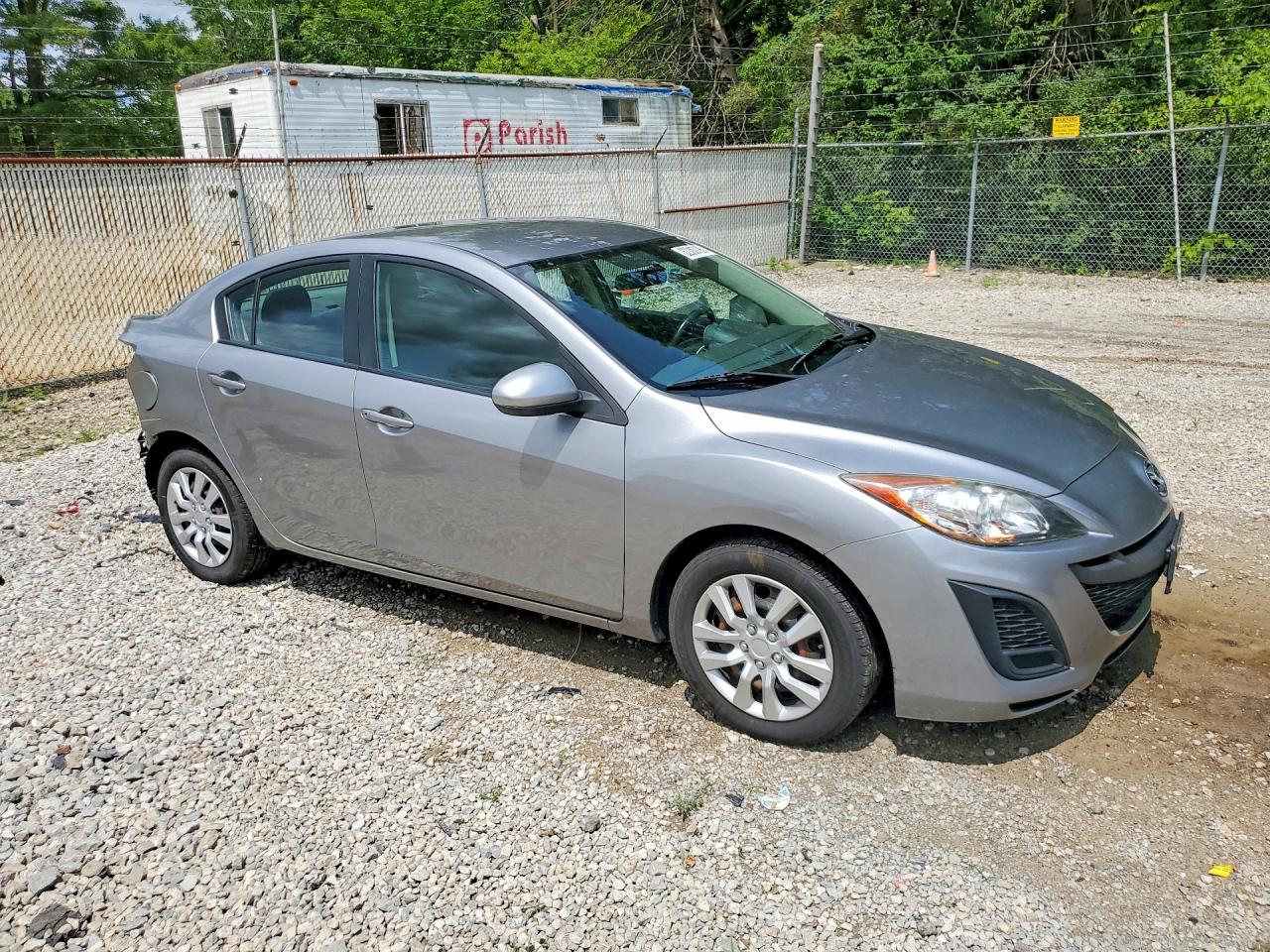 2011 MAZDA 3