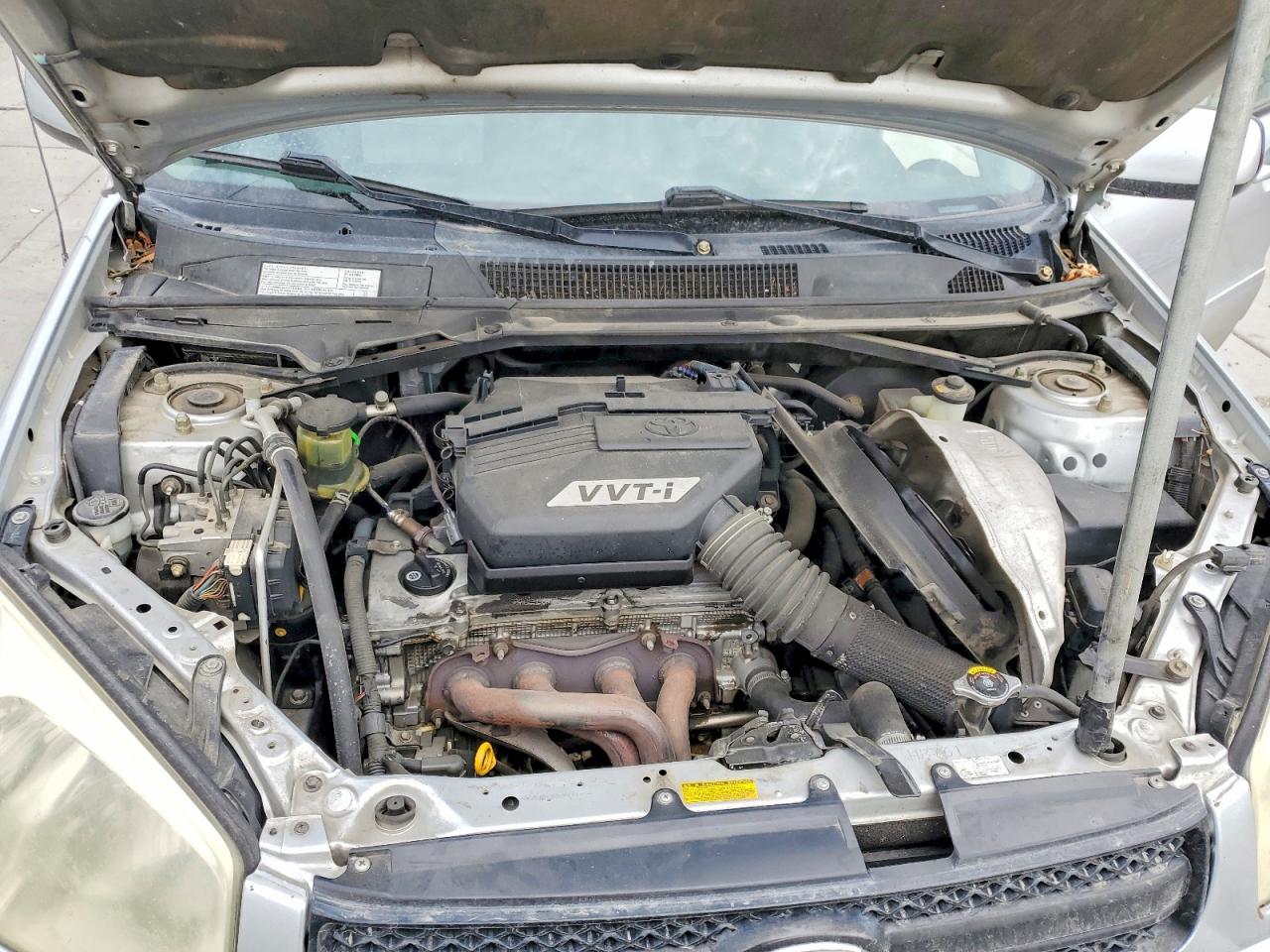 2004 TOYOTA RAV4