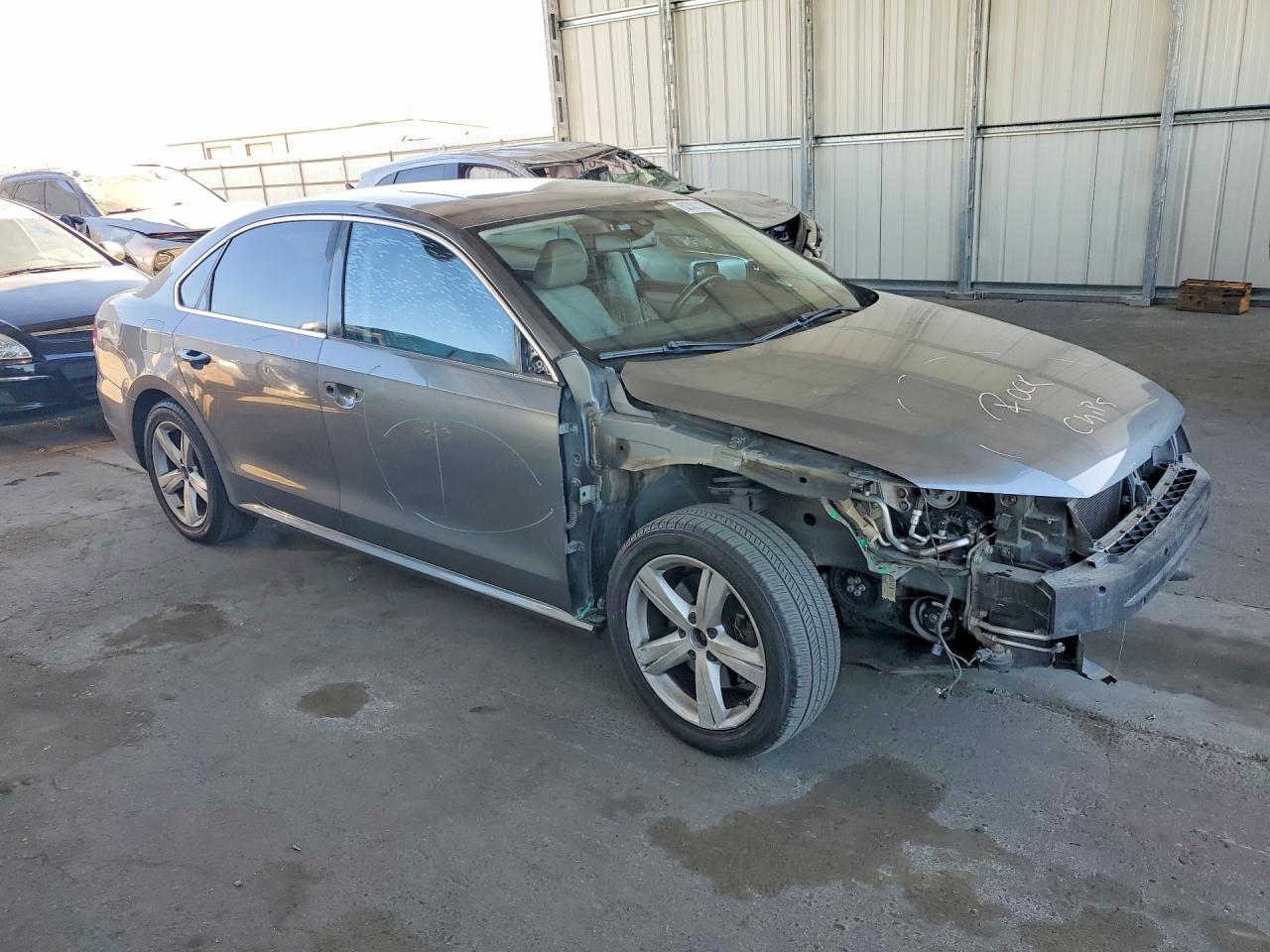 2012 VOLKSWAGEN PASSAT