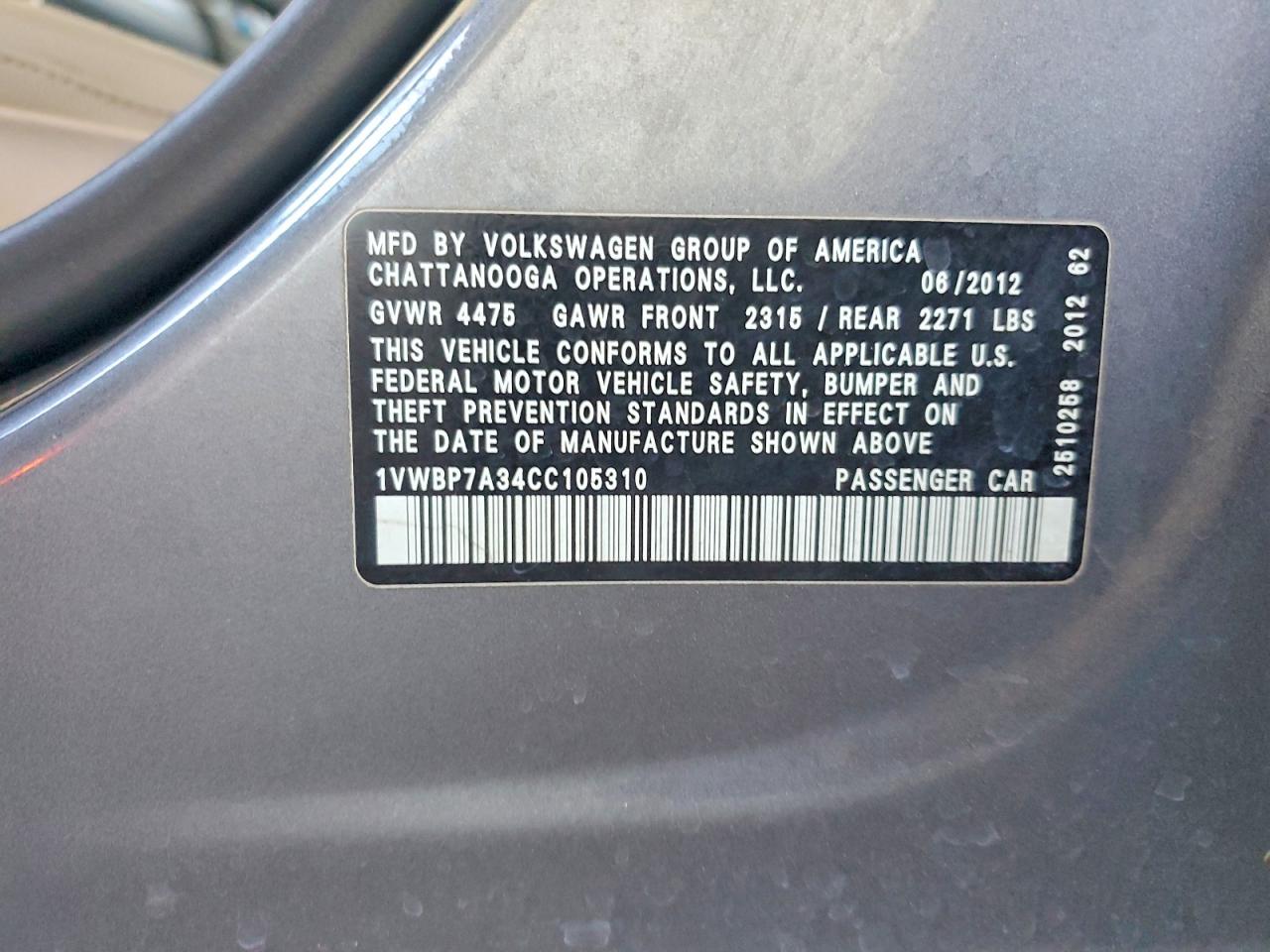 2012 VOLKSWAGEN PASSAT