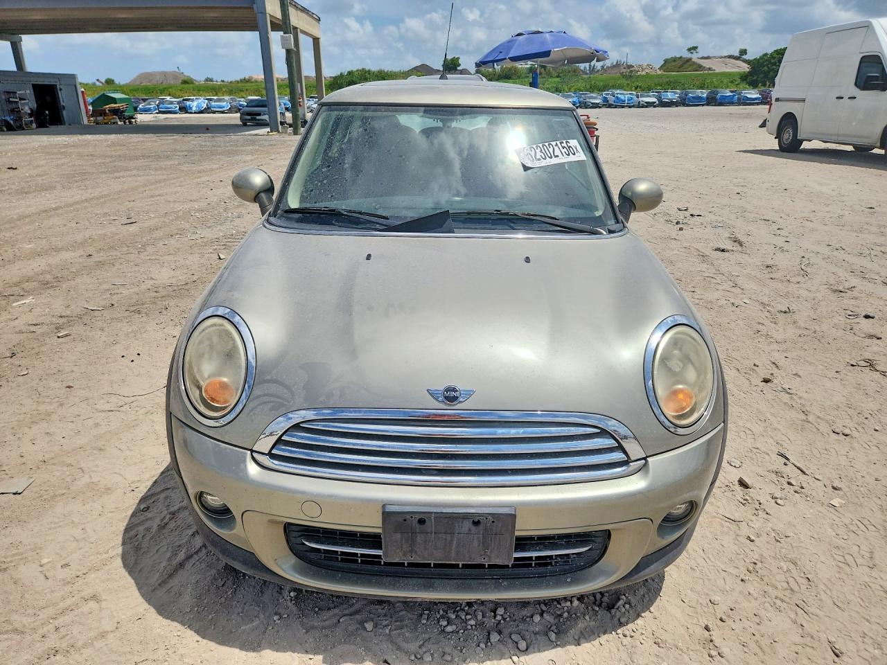 2011 MINI COOPER