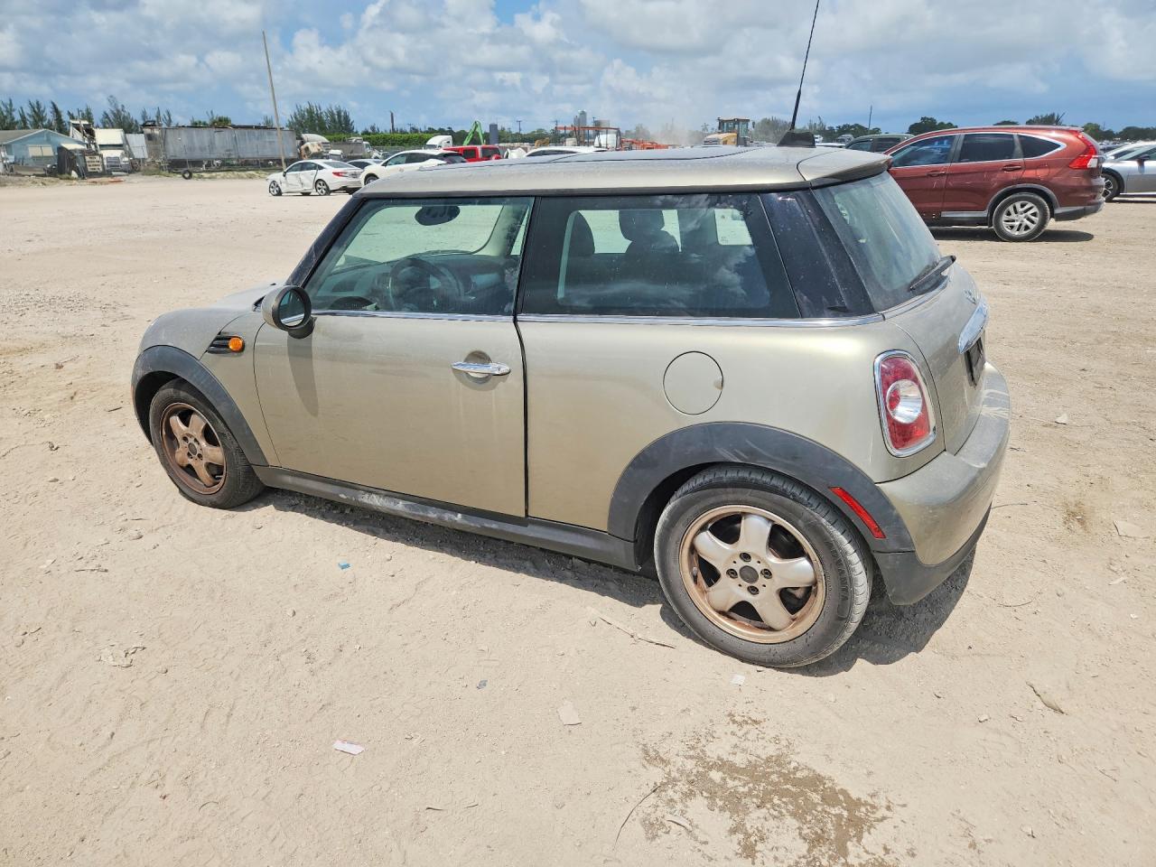 2011 MINI COOPER