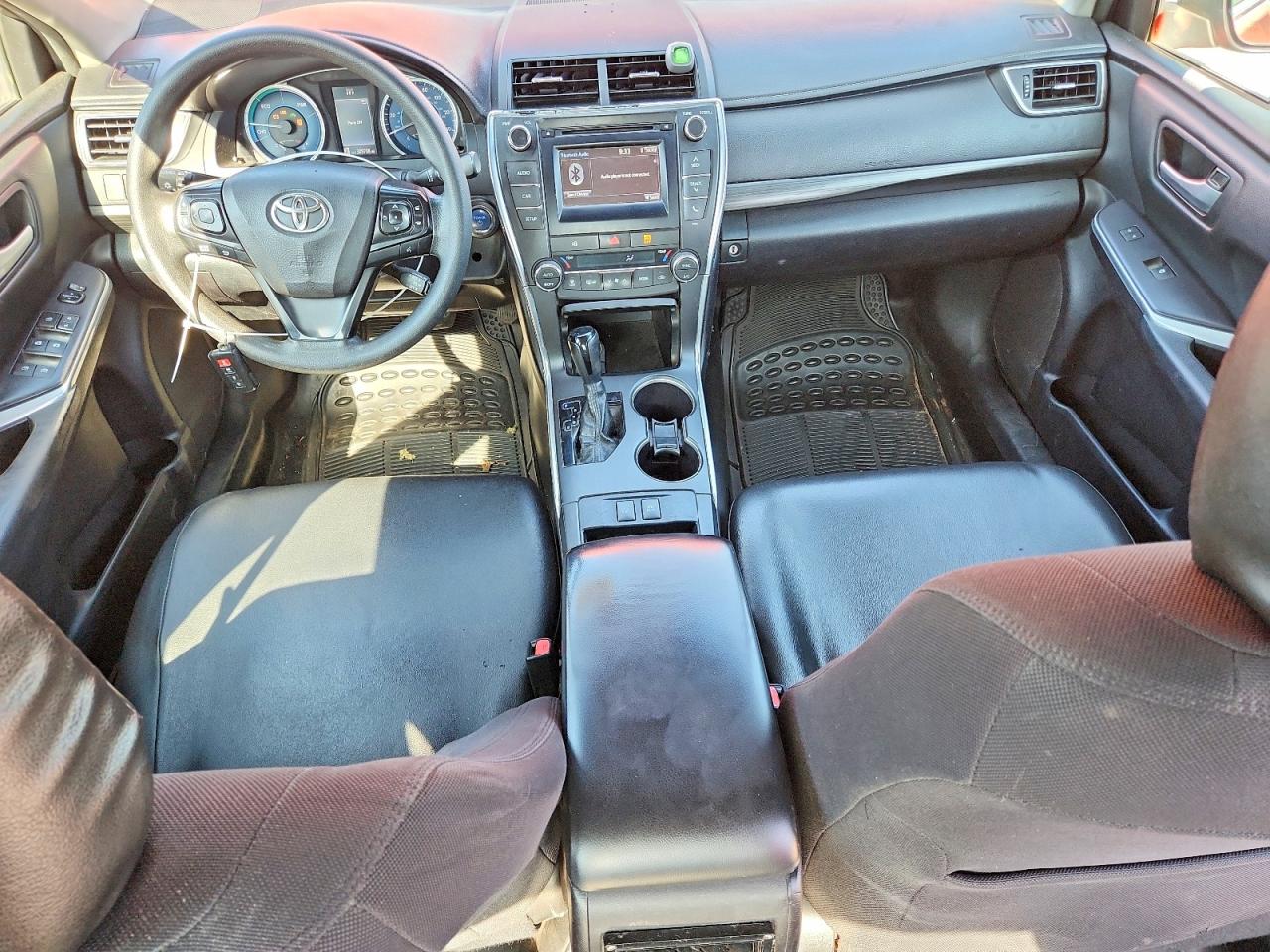 2015 TOYOTA CAMRY SOLA