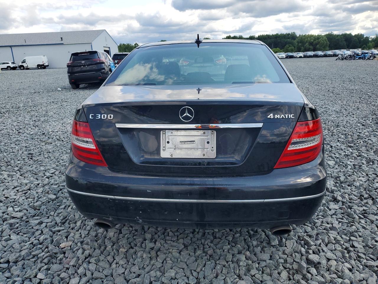 2012 MERCEDES-BENZ C-CLASS
