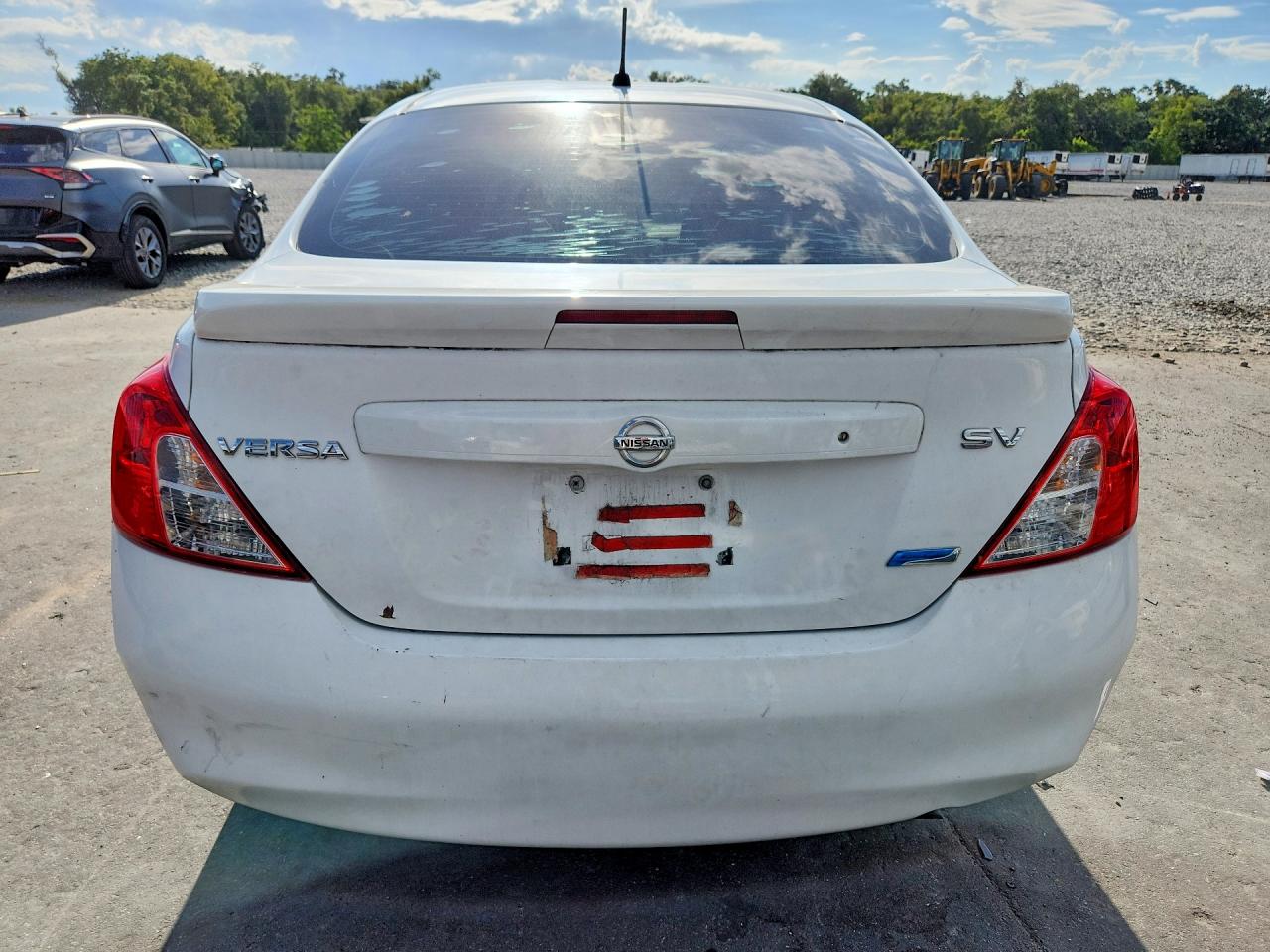 2014 NISSAN VERSA
