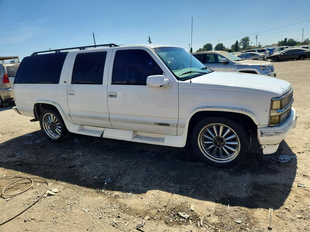 1999 CHEVROLET SUBURBAN