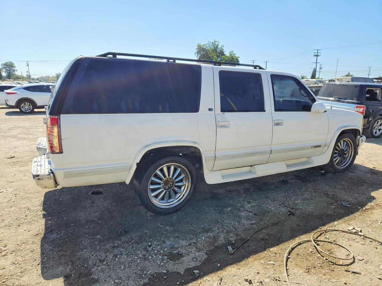 1999 CHEVROLET SUBURBAN
