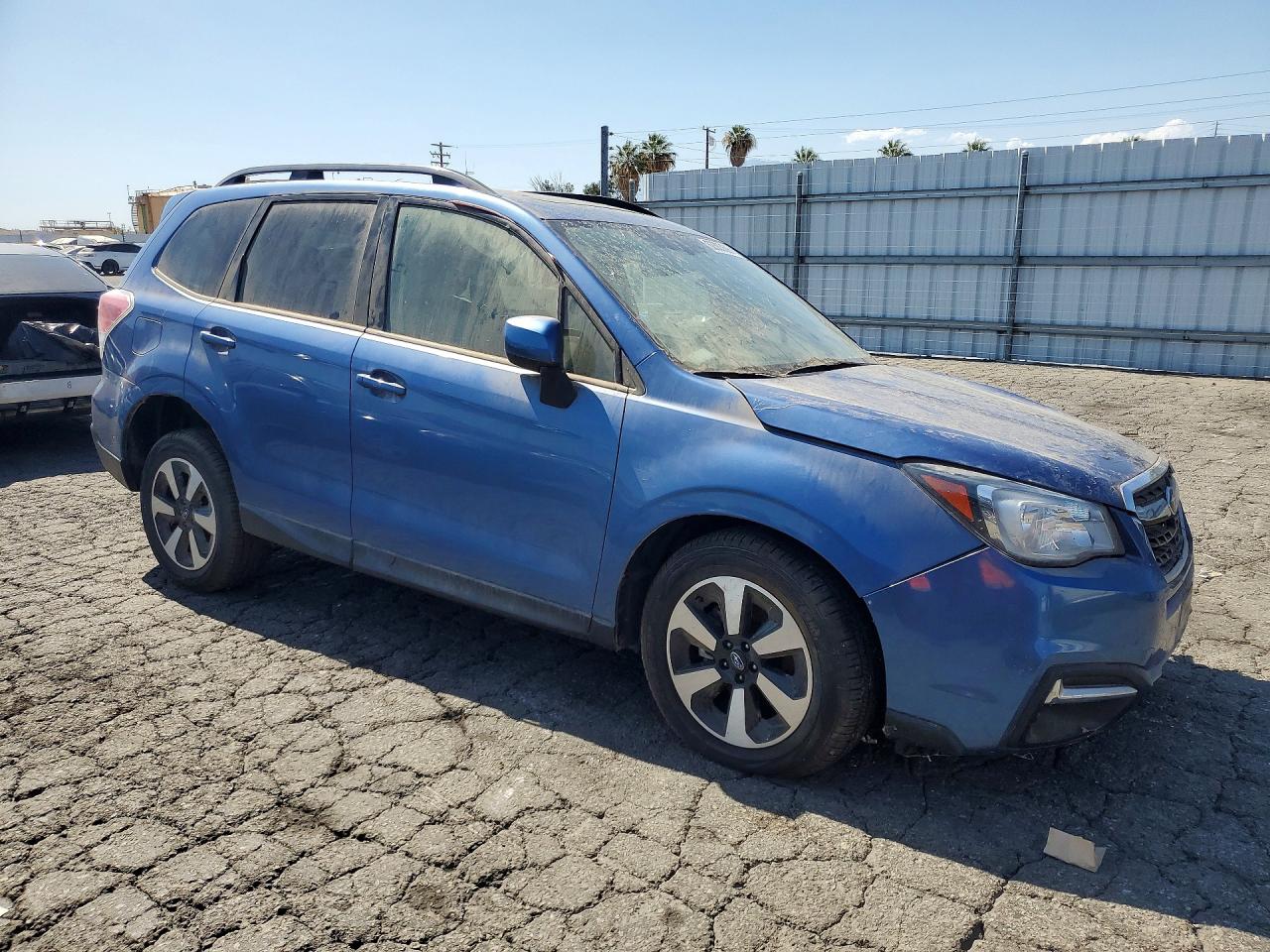 2018 SUBARU FORESTER