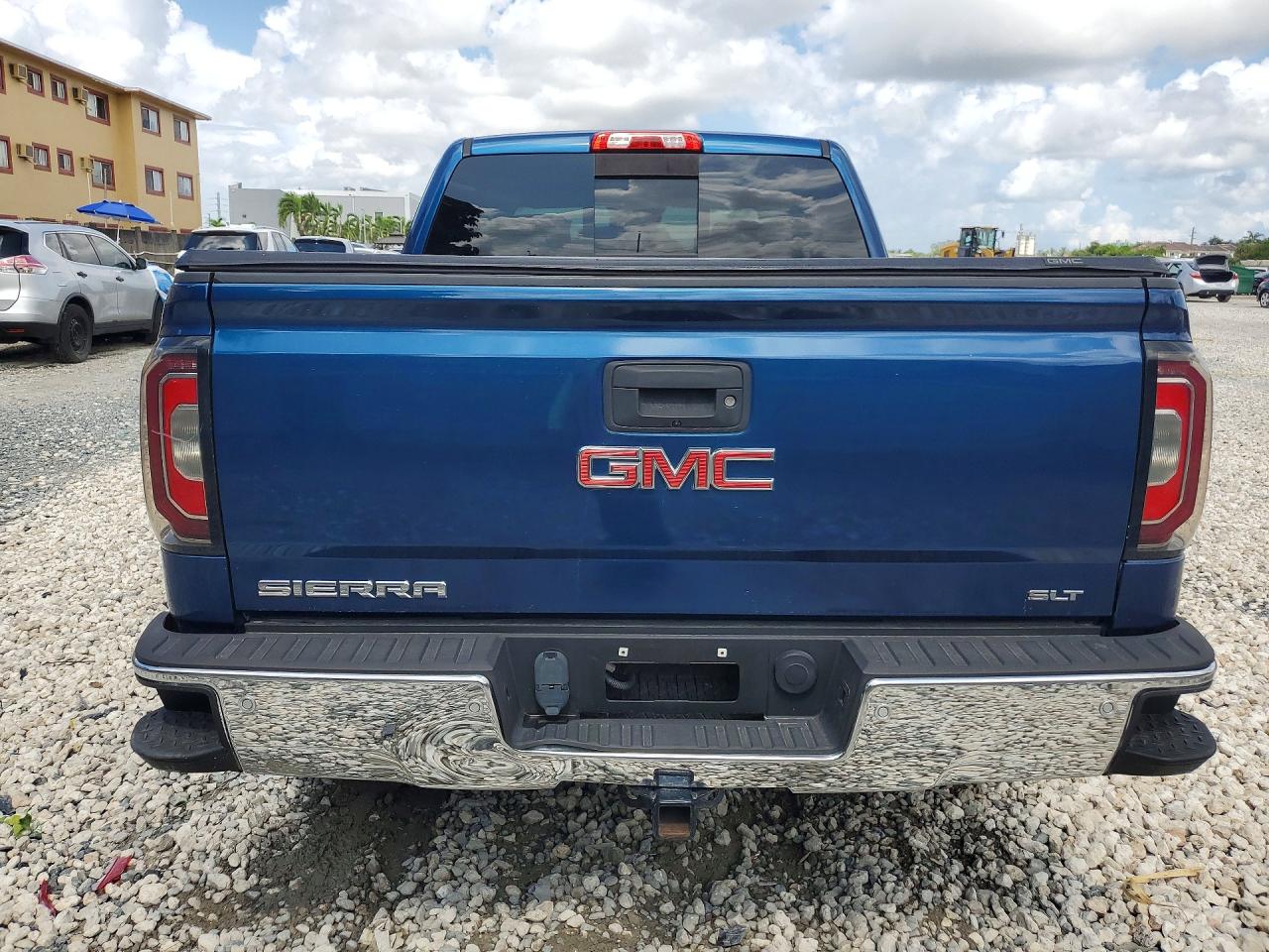 2018 GMC SIERRA