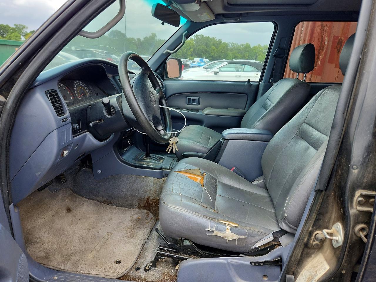 2000 TOYOTA 4RUNNER