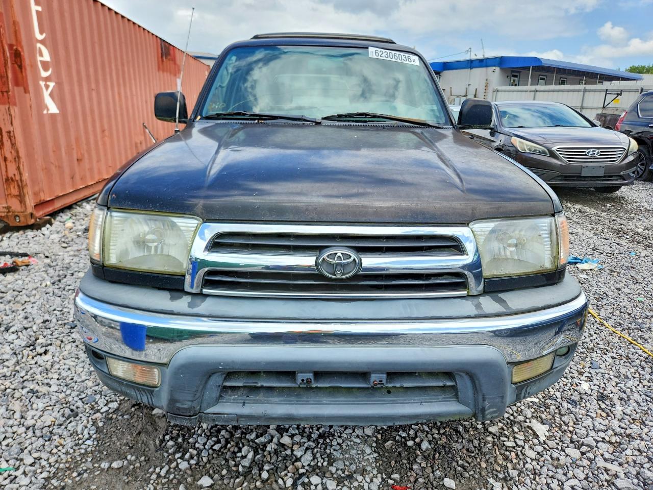 2000 TOYOTA 4RUNNER