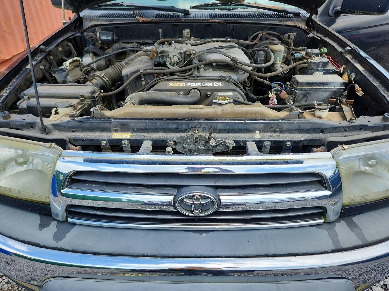 2000 TOYOTA 4RUNNER