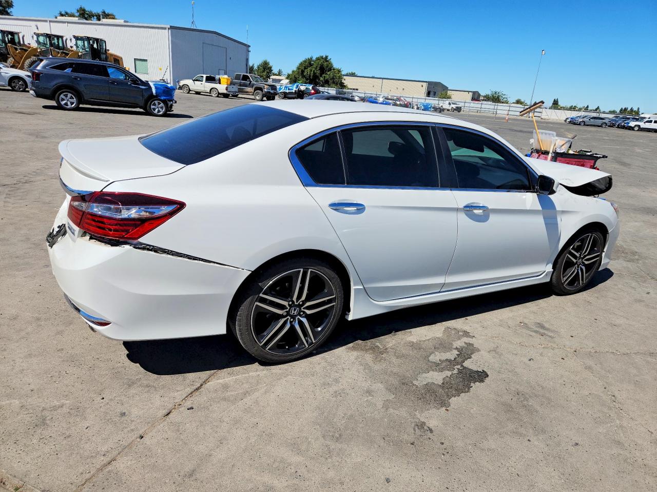 2017 HONDA ACCORD
