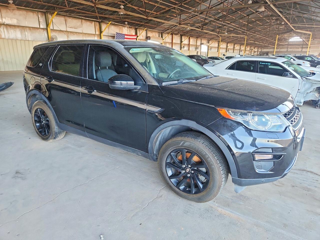 2016 LAND ROVER DISCOVERY