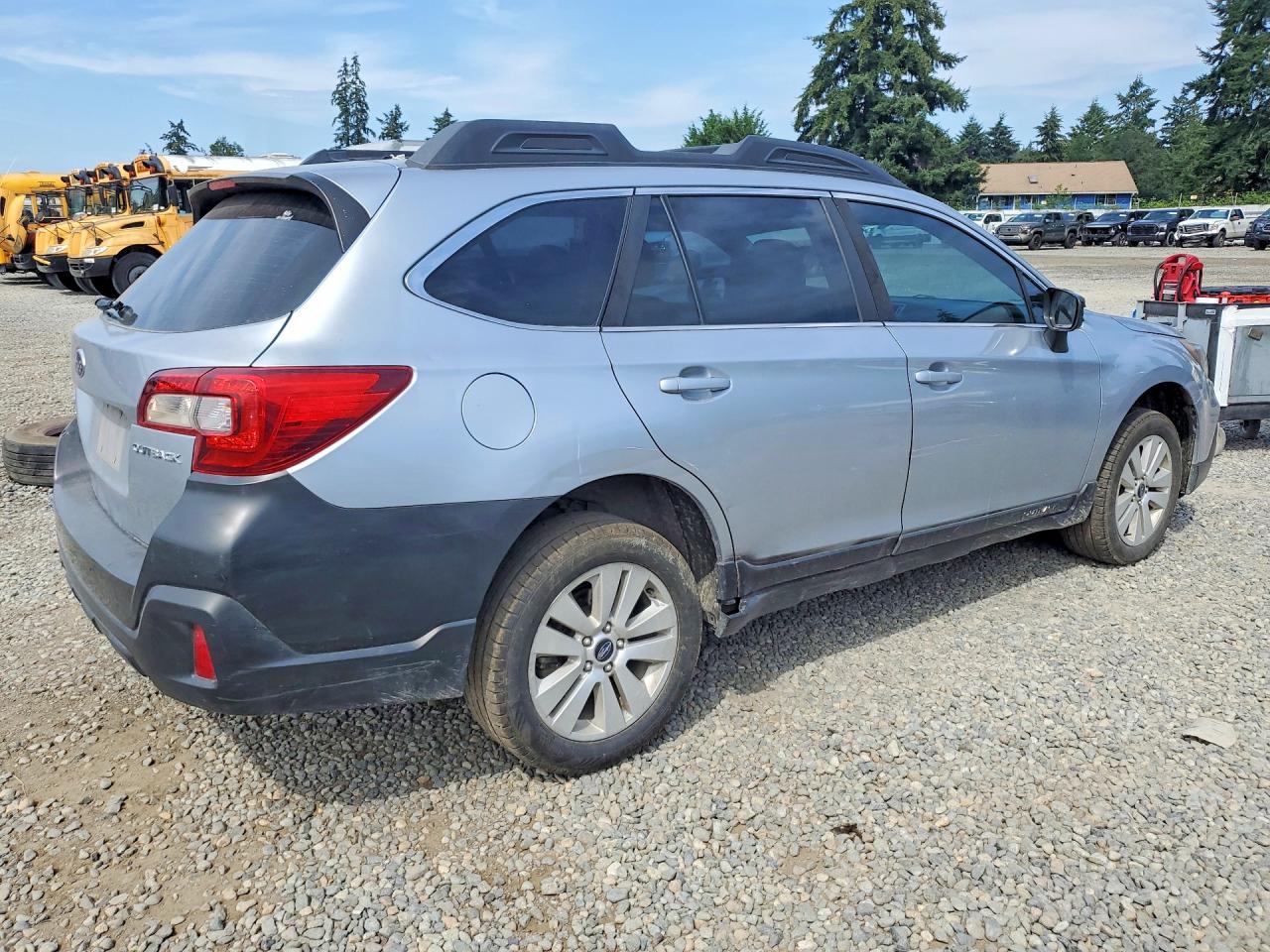 2018 SUBARU OUTBACK