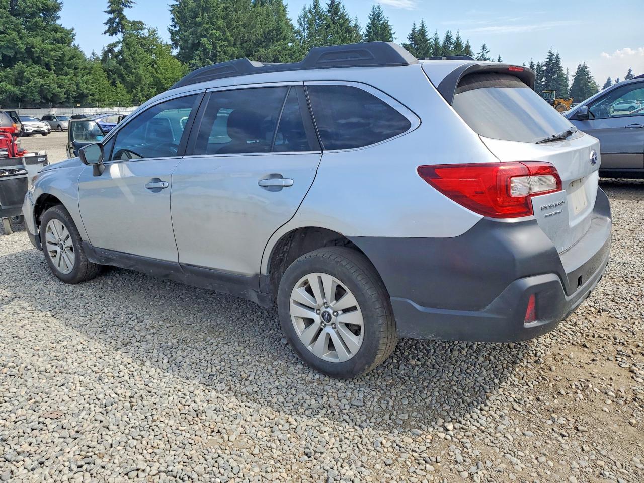 2018 SUBARU OUTBACK