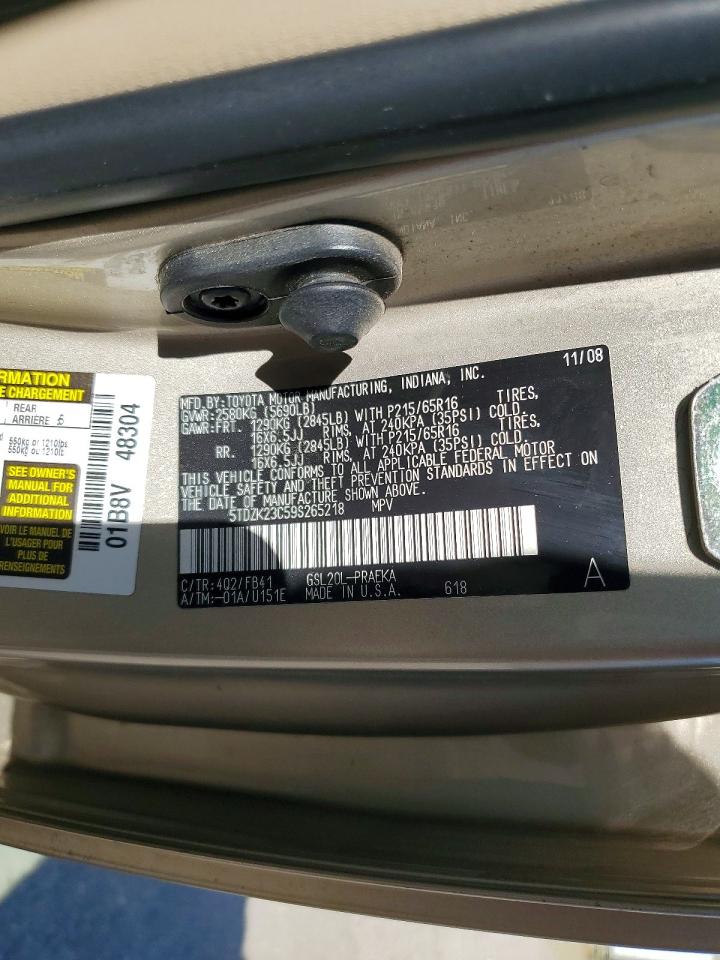 2009 TOYOTA SIENNA
