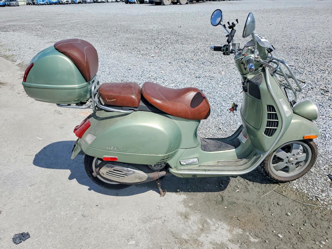 2007 VESPA SCOOTER