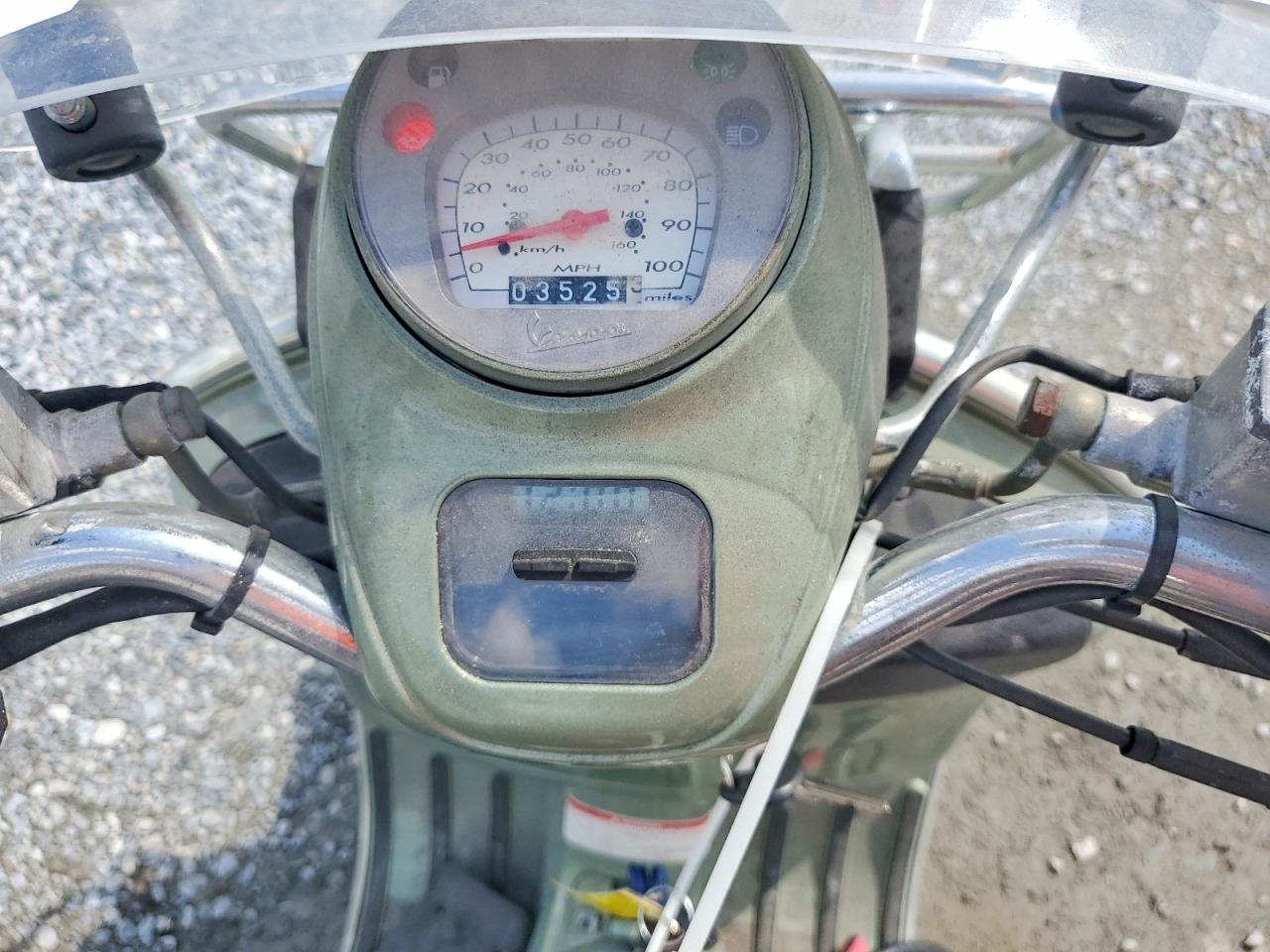 2007 VESPA SCOOTER