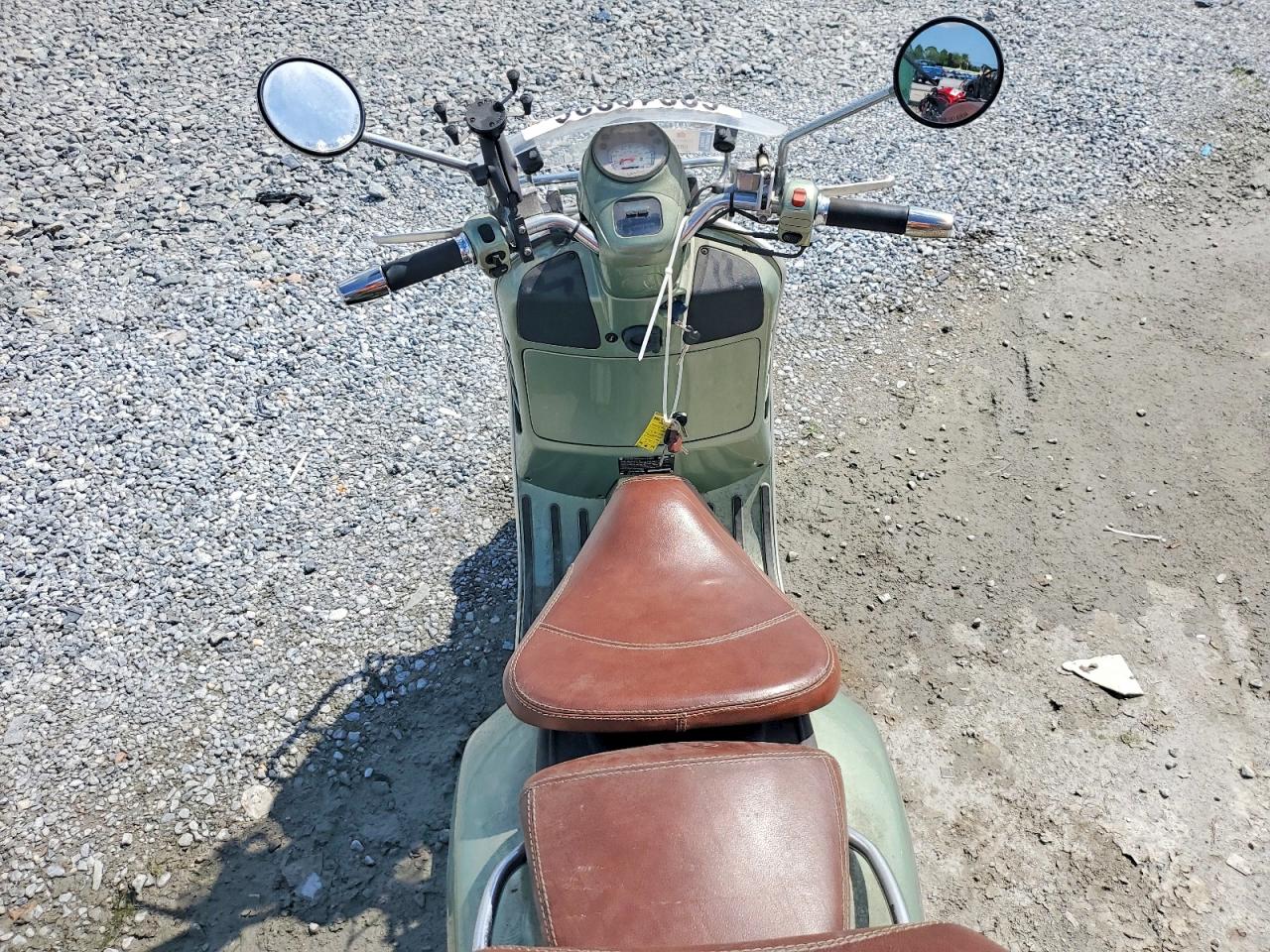 2007 VESPA SCOOTER