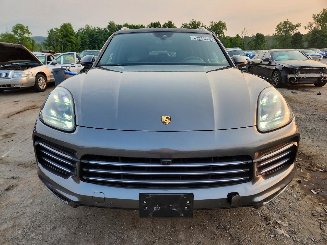 2022 PORSCHE CAYENNE