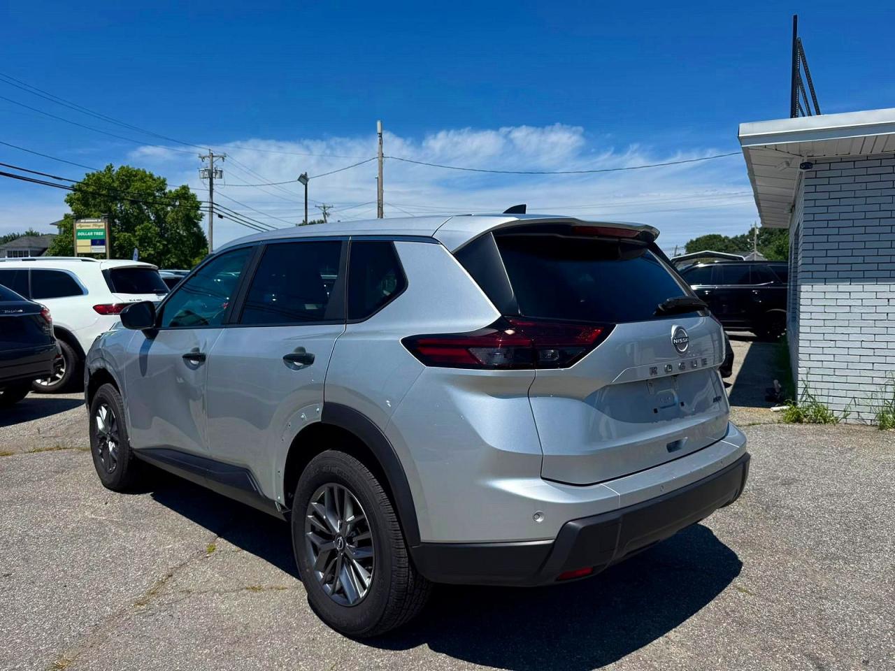 2025 NISSAN ROGUE