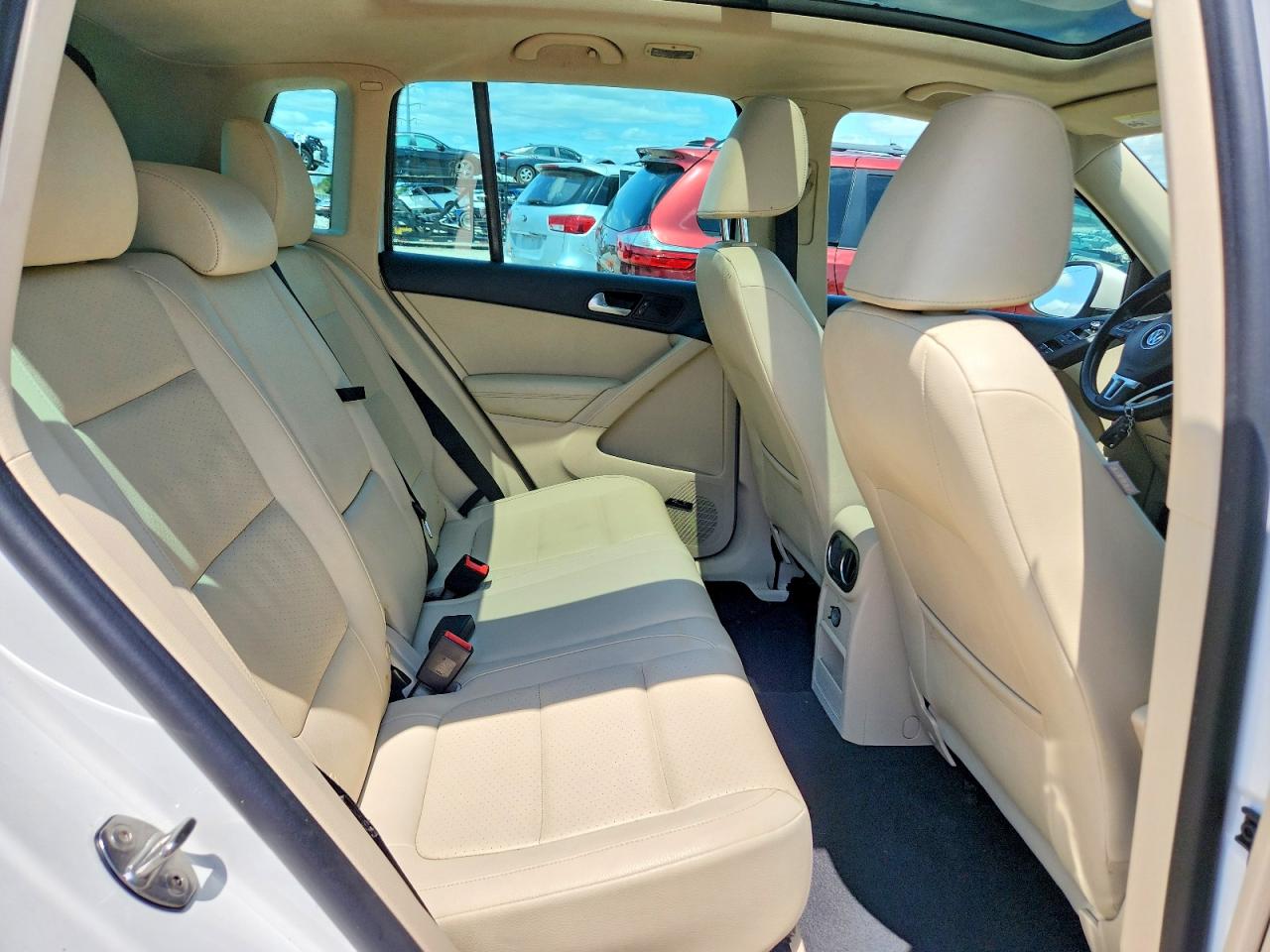 2014 VOLKSWAGEN TIGUAN