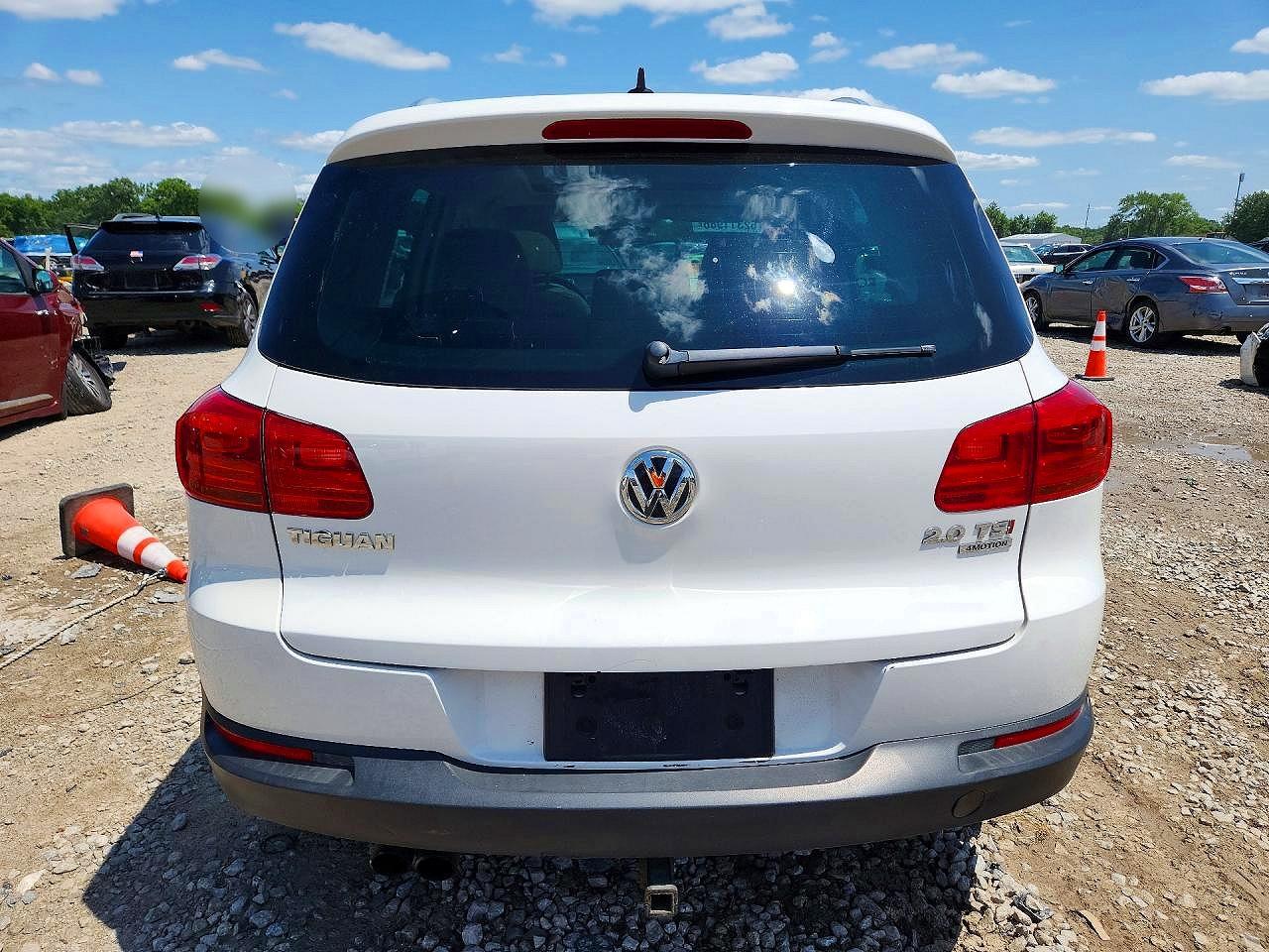 2014 VOLKSWAGEN TIGUAN