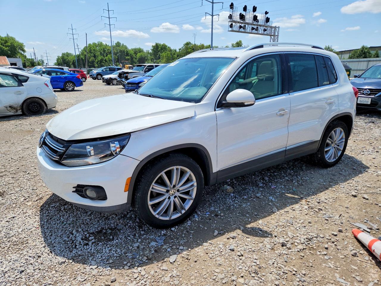 2014 VOLKSWAGEN TIGUAN