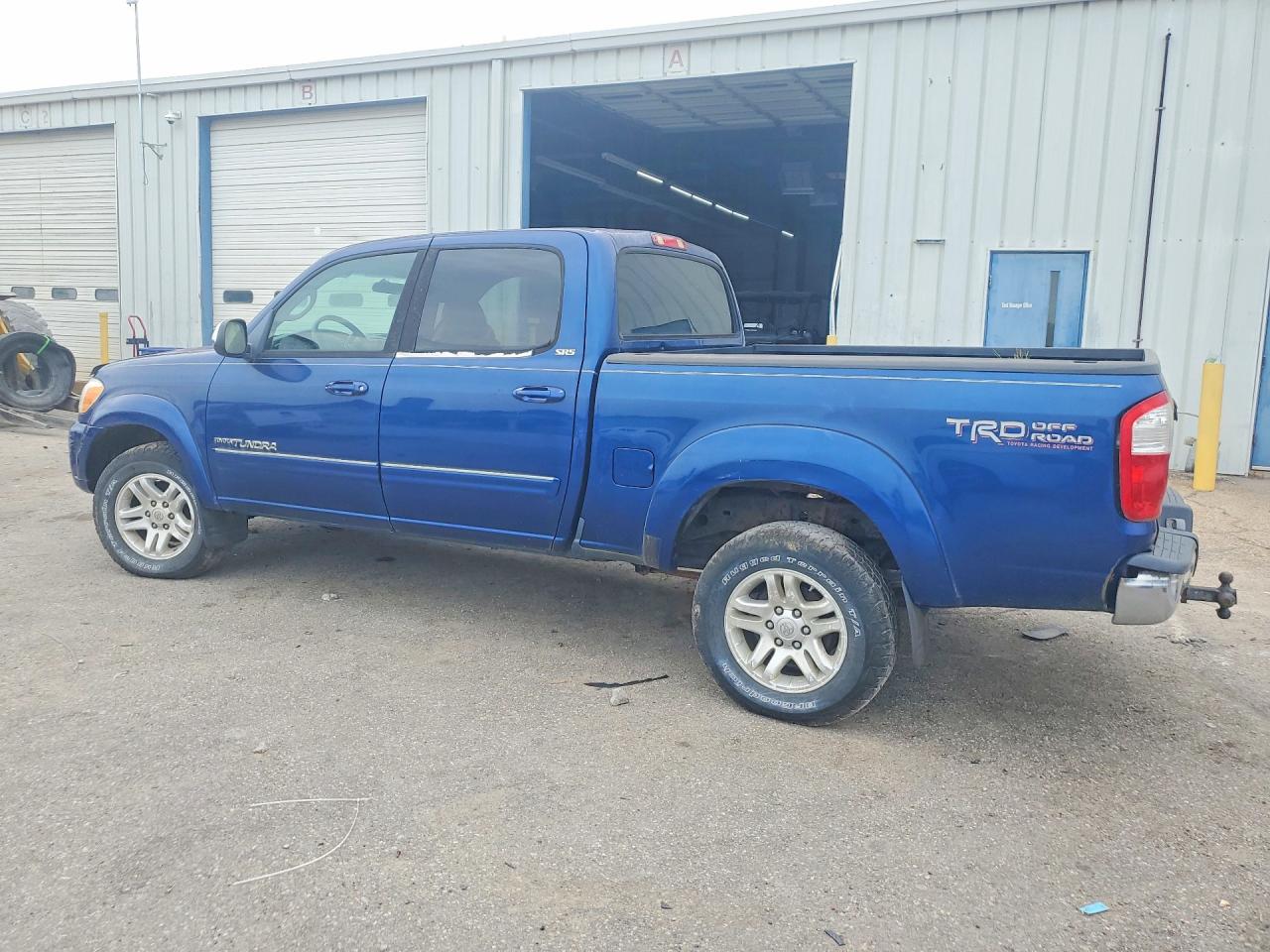 2005 TOYOTA TUNDRA